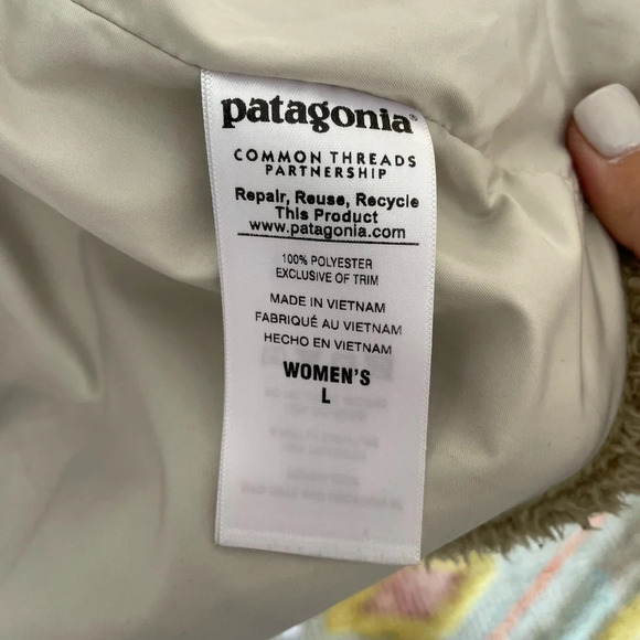 COPY - Women's Patagonia "Los Gatos" Vest - Sz. L - MSRP $109 - Picture 4 of 5
